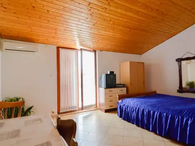Ferienwohnung für 2 Personen (29 m²) in Valbandon 8/10