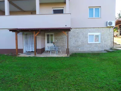 Ferienwohnung für 4 Personen (40 m²) in Valbandon 1/10