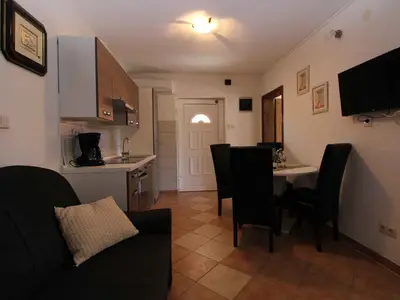 Ferienwohnung für 4 Personen (42 m²) in Fažana 1/10
