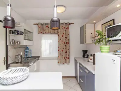 Ferienwohnung für 4 Personen (45 m²) in Valbandon 1/10