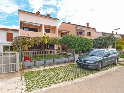 Ferienwohnung für 5 Personen (80 m²) in Valbandon 1/10