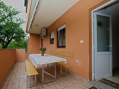 Ferienwohnung für 5 Personen (50 m²) in Valbandon 1/10