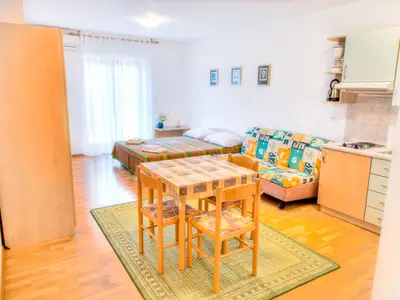 Ferienwohnung für 3 Personen (38 m²) in Fažana 1/10