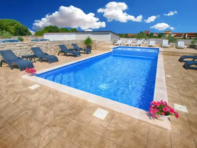 Ferienwohnung für 8 Personen (118 m²) in Valbandon 10/10