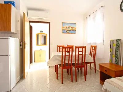 Ferienwohnung für 4 Personen (50 m²) in Fažana 1/10