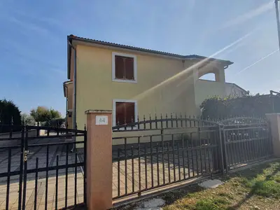 Ferienwohnung für 3 Personen (60 m²) in Valbandon 1/10