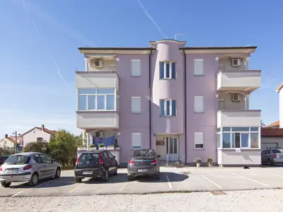 Ferienwohnung für 4 Personen (61 m²) in Fažana 1/10