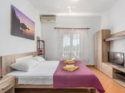 Ferienwohnung für 2 Personen (35 m²) in Fažana 1/10