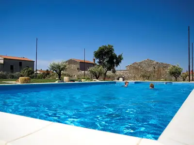 PoolOfHouse