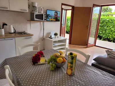 Ferienwohnung für 3 Personen (35 m²) in Valbandon 1/10