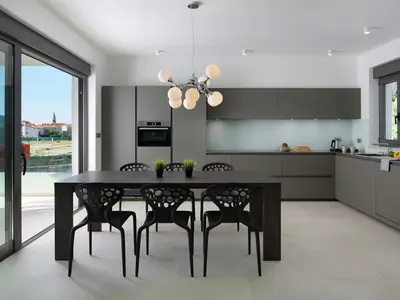 DiningRoom