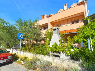 Ferienwohnung für 8 Personen (130 m²) in Fažana 2/10