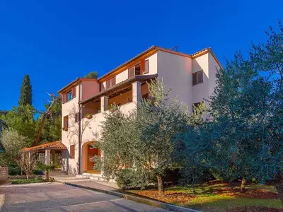 Ferienwohnung für 3 Personen (42 m²) in Valbandon 1/10