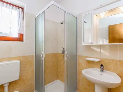 Ferienwohnung für 3 Personen (42 m²) in Valbandon 10/10