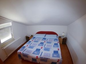 18699711-Ferienwohnung-6-Fažana-300x225-3