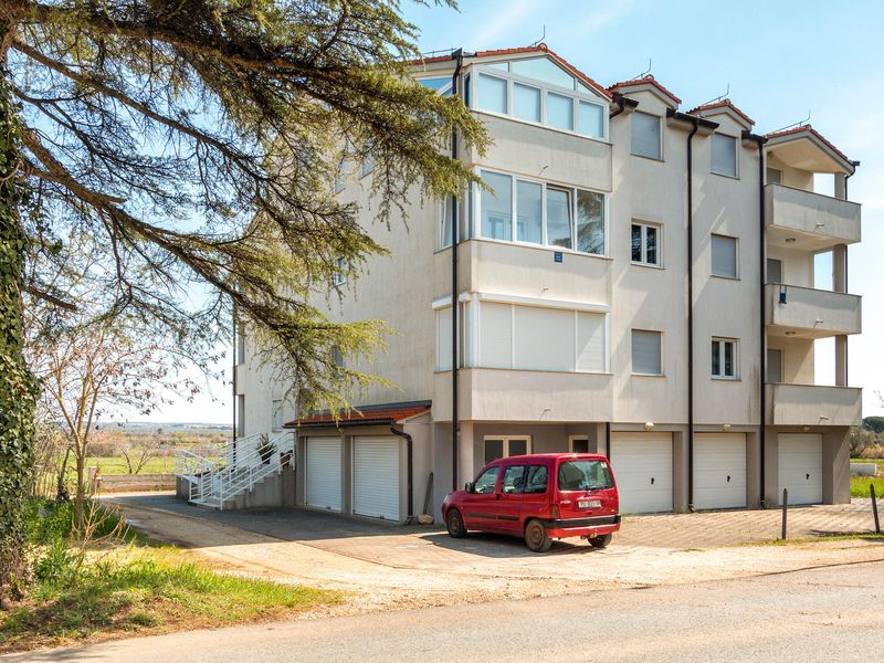 23727347-Ferienwohnung-4-Fažana-800x600-1