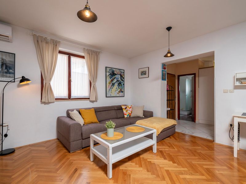 23765303-Ferienwohnung-4-Fažana-800x600-2