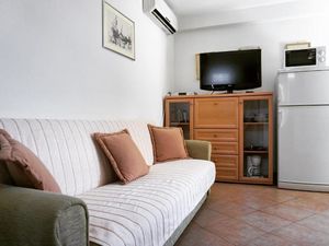 19126921-Ferienwohnung-5-Fažana-300x225-1