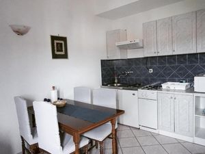 19126923-Ferienwohnung-4-Fažana-300x225-2