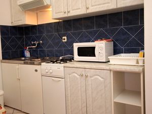 19126923-Ferienwohnung-4-Fažana-300x225-3