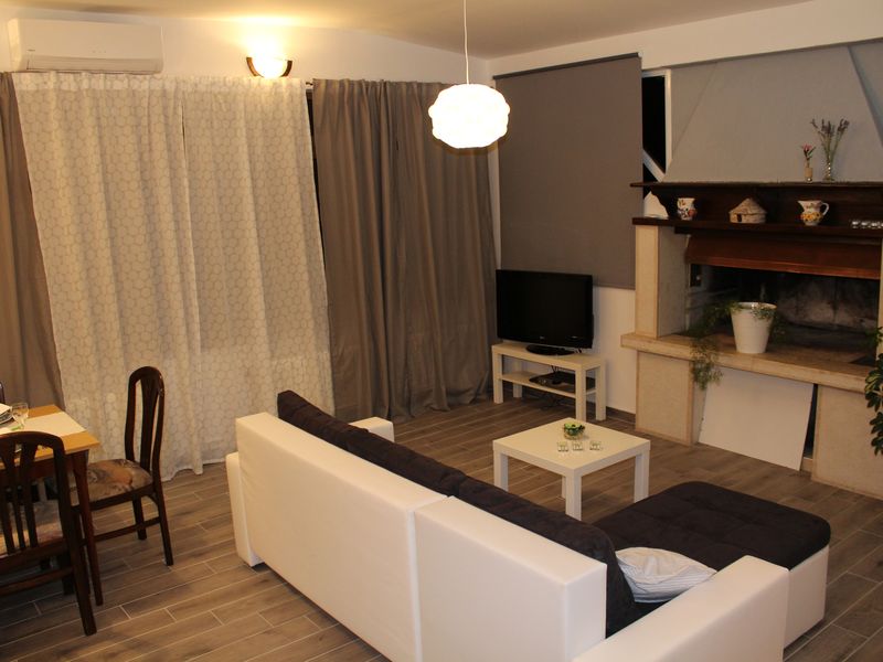 23932610-Ferienwohnung-6-Fažana-800x600-2