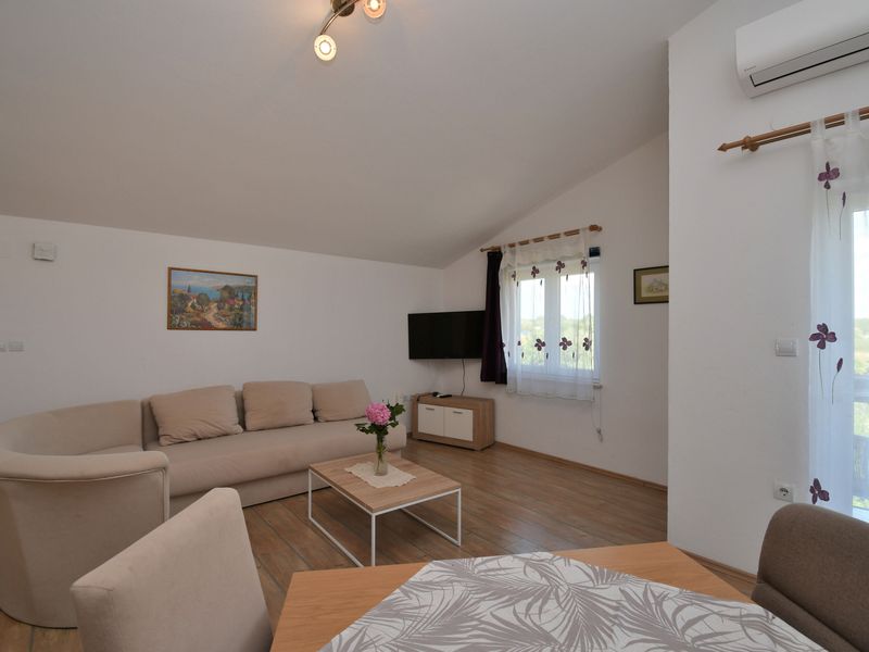 23943341-Ferienwohnung-4-Fažana-800x600-2