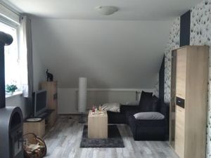 23908006-Ferienwohnung-5-Federow-300x225-3