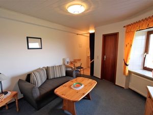 22272549-Ferienwohnung-3-Fehmarn / Bannesdorf-300x225-2