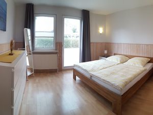 22272751-Ferienwohnung-4-Fehmarn / Bannesdorf-300x225-3