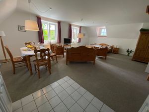 22305029-Ferienwohnung-4-Fehmarn / Burg-300x225-3