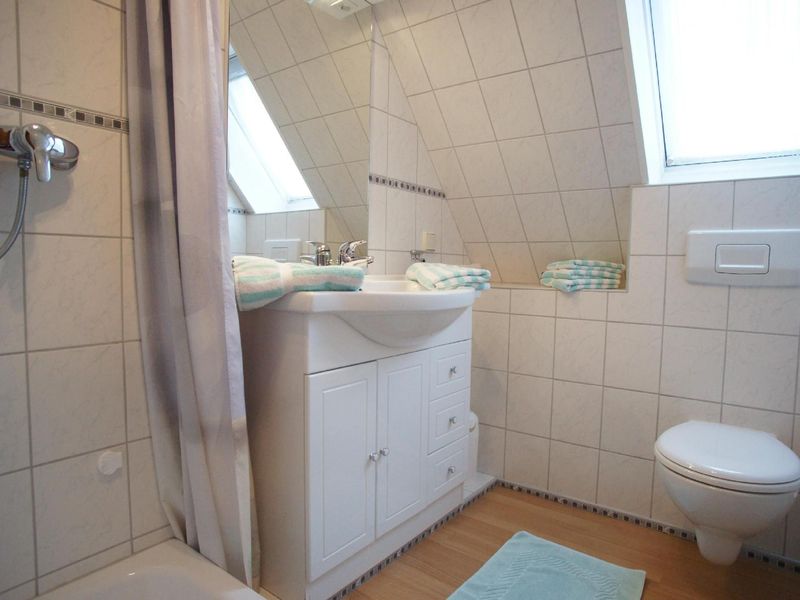 22427603-Ferienwohnung-2-Fehmarn / Burg-800x600-2