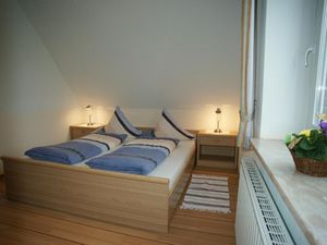 22427603-Ferienwohnung-2-Fehmarn / Burg-300x225-5