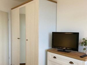 23981505-Ferienwohnung-4-Fehmarn / Burg-300x225-4