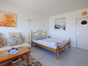 22272353-Ferienwohnung-3-Fehmarn / Burgtiefe-300x225-4