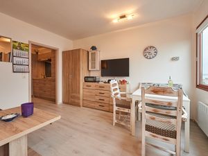 21874259-Ferienwohnung-2-Fehmarn / Burgtiefe-300x225-5