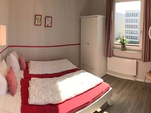 23015433-Ferienwohnung-4-Fehmarn / Burgtiefe-300x225-3