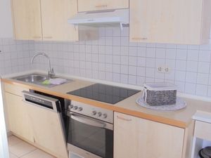 22272077-Ferienwohnung-5-Fehmarn / Vadersdorf-300x225-3