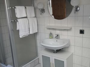 23893469-Ferienwohnung-2-Fehmarn / Wulfen-300x225-5