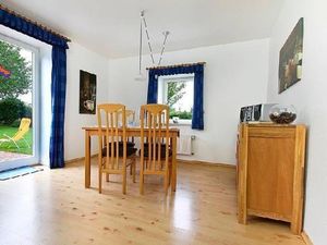 23585729-Ferienwohnung-4-Fehmarn / Wulfen-300x225-4