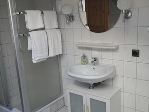 23497246-Ferienwohnung-2-Fehmarn / Wulfen-300x225-5