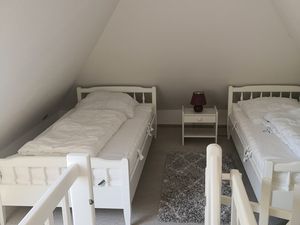 23893479-Ferienwohnung-4-Fehmarn / Wulfen-300x225-2