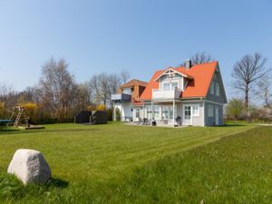 22255899-Ferienwohnung-5-Fehmarn-300x225-4