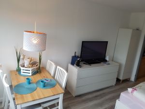 23267677-Ferienwohnung-4-Fehmarn-300x225-3