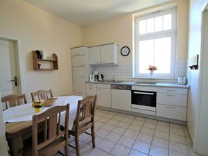 23886623-Ferienwohnung-4-Fehmarn-300x225-3