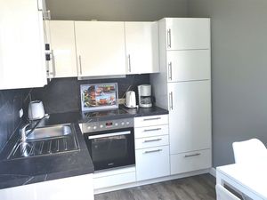 23886628-Ferienwohnung-3-Fehmarn-300x225-3