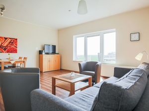 19225914-Ferienwohnung-5-Fehmarn-300x225-4