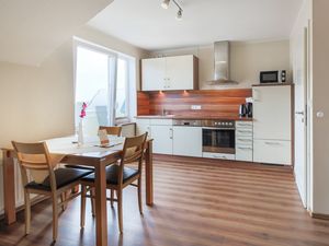 19225919-Ferienwohnung-4-Fehmarn-300x225-1