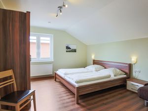 19225919-Ferienwohnung-4-Fehmarn-300x225-3