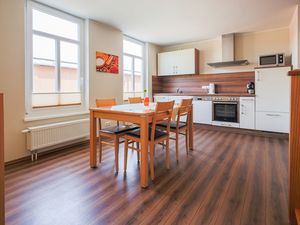 19225918-Ferienwohnung-6-Fehmarn-300x225-4