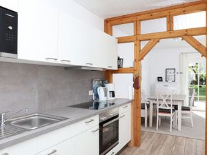 22195559-Ferienwohnung-5-Fehmarn-300x225-1